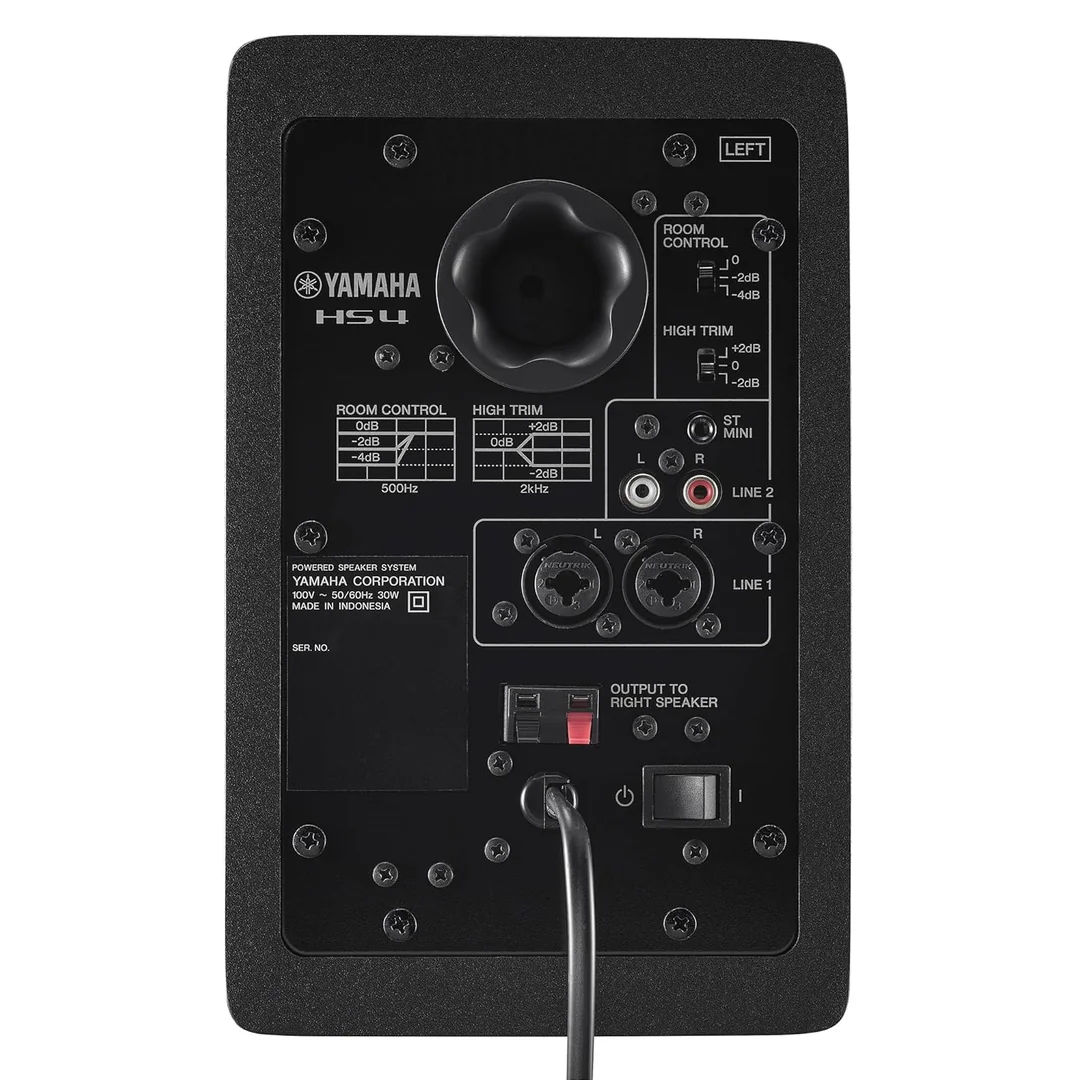 YAMAHA HS4 Powered Studio Monitor in Black, Pair (HS4 B)