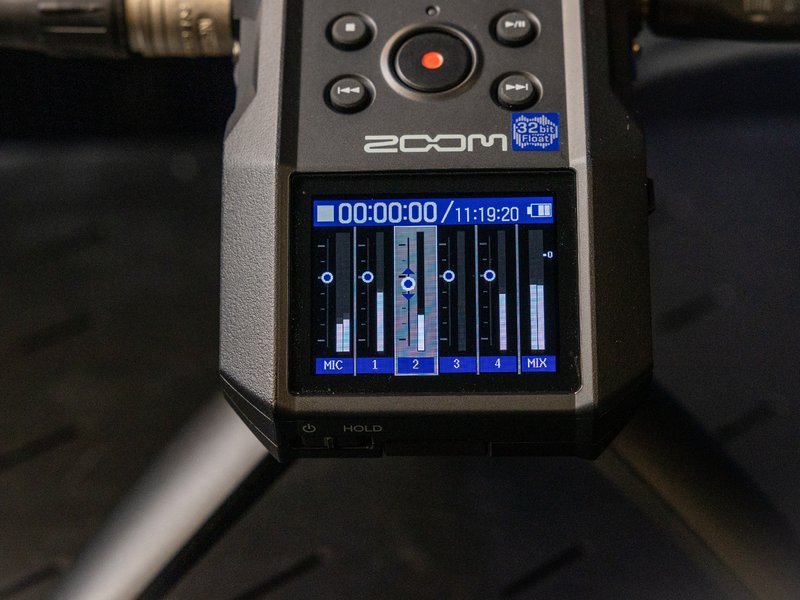 Zoom H6 Essential  6 Track Portable Recorder 